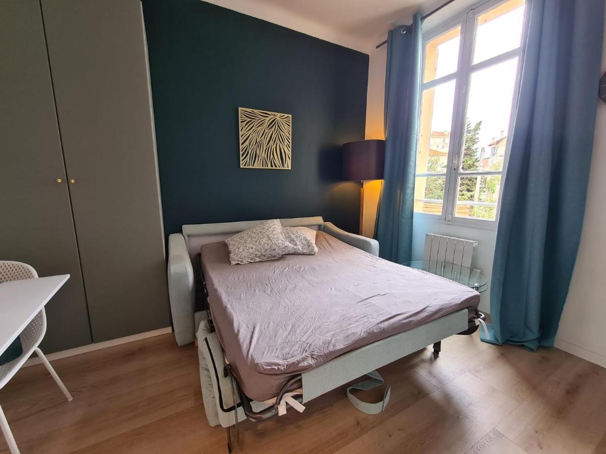 Studio 700 M Du Palais Et Croisette - Le St Jean 戛纳 外观 照片